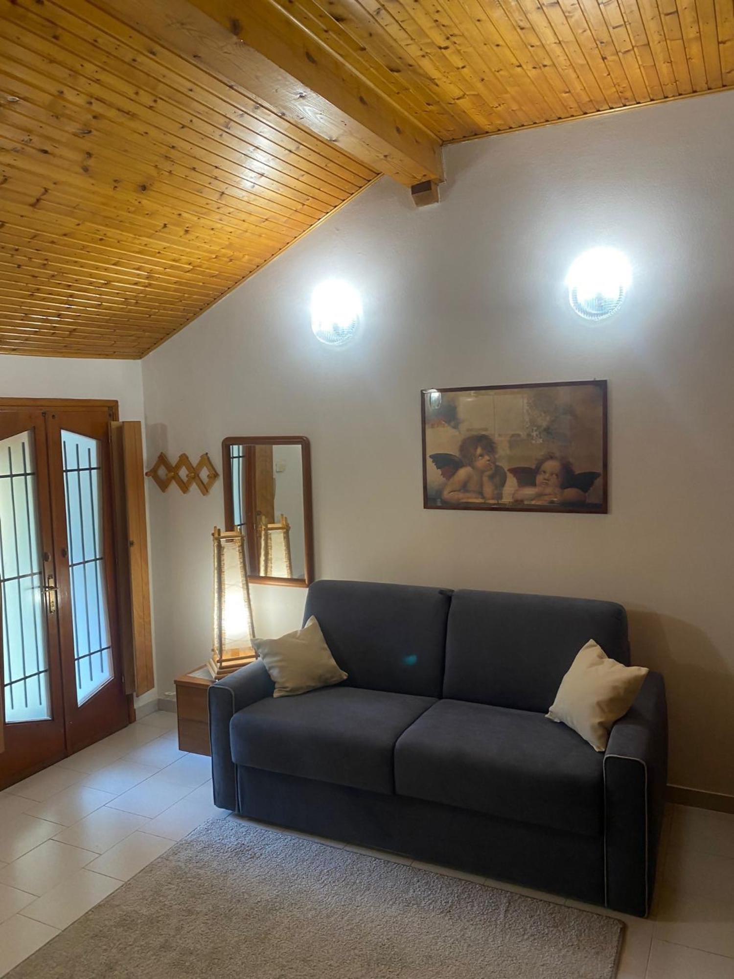 La Corte Dei Torri Loft On The Lake Oliveto Lario Kültér fotó